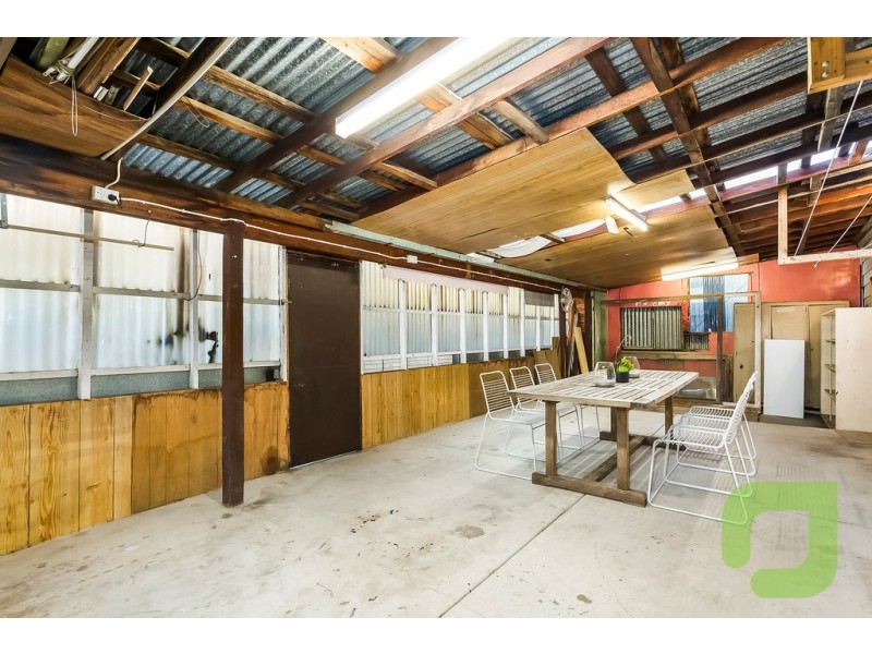 31 Rosamond Road, Maidstone VIC 3012