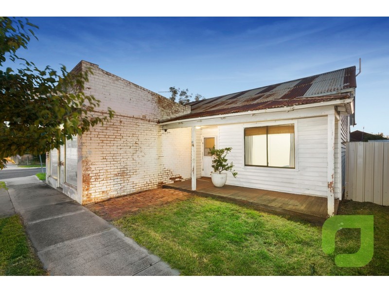 31 Rosamond Road, Maidstone VIC 3012
