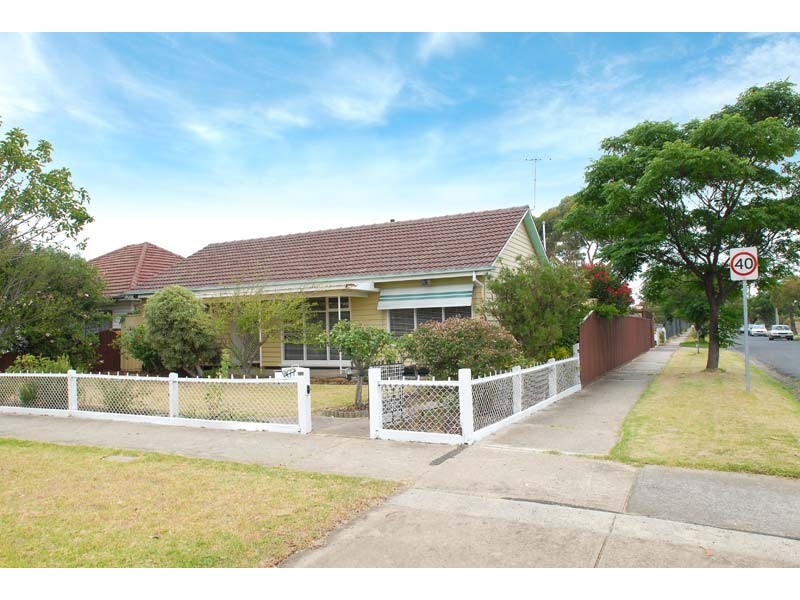 207 Woods Street, Newport VIC 3015