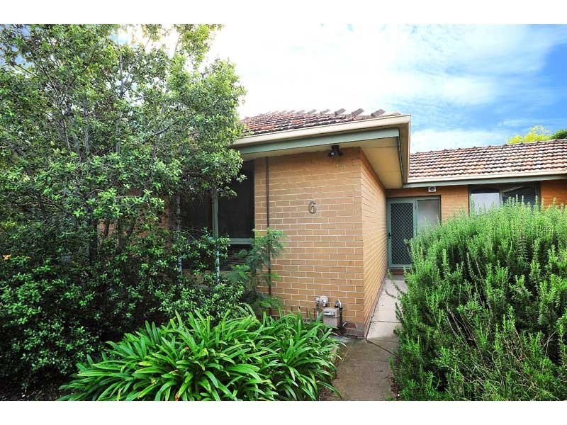 6/28 Peel Street, Newport VIC 3015