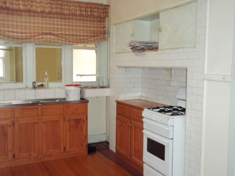 1/2  Ritchie Court, Sunshine VIC 3020