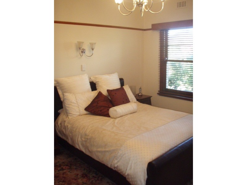 128 Woods Street, Newport VIC 3015