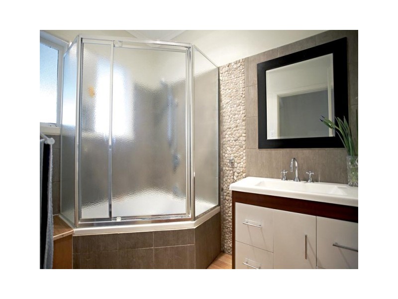 60 Macdonald Avenue, Altona North VIC 3025