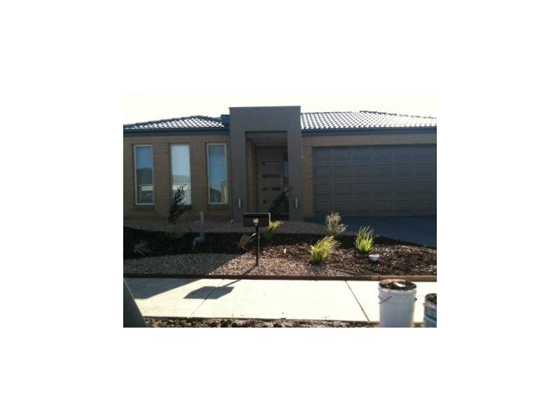 16 Edsall Street, Tarneit VIC 3029