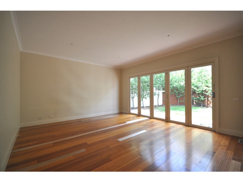 75 Blackwood Street, Carnegie VIC 3163