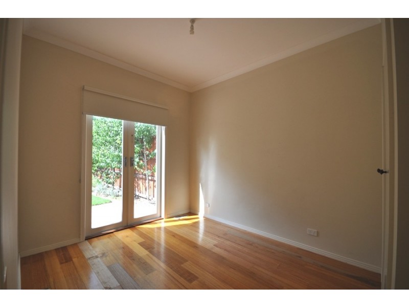 75 Blackwood Street, Carnegie VIC 3163