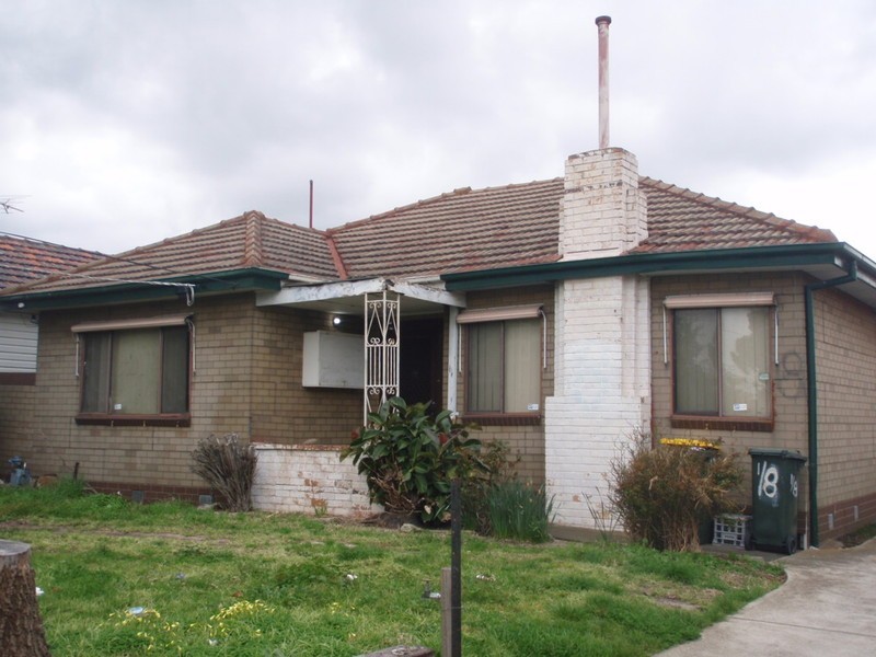 1/8 Sturt Street, Sunshine VIC 3020