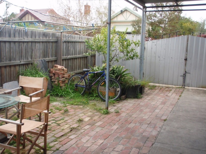 19A  Austin Street, Seddon VIC 3011