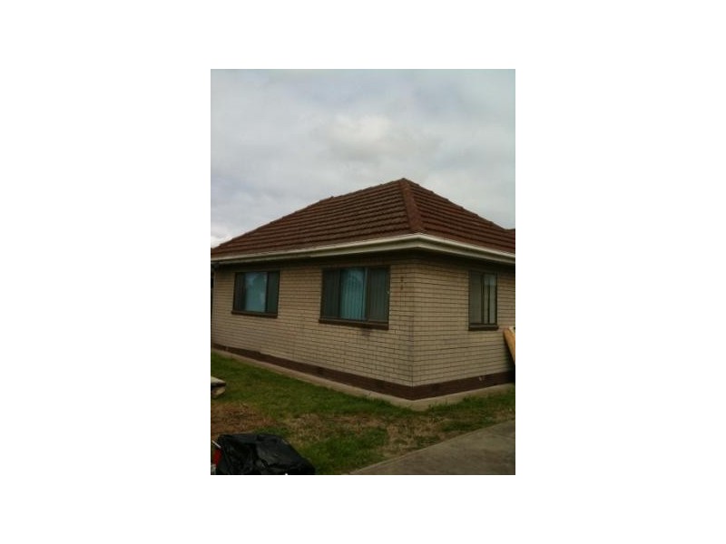 1/21 Carmen Street, Newport VIC 3015