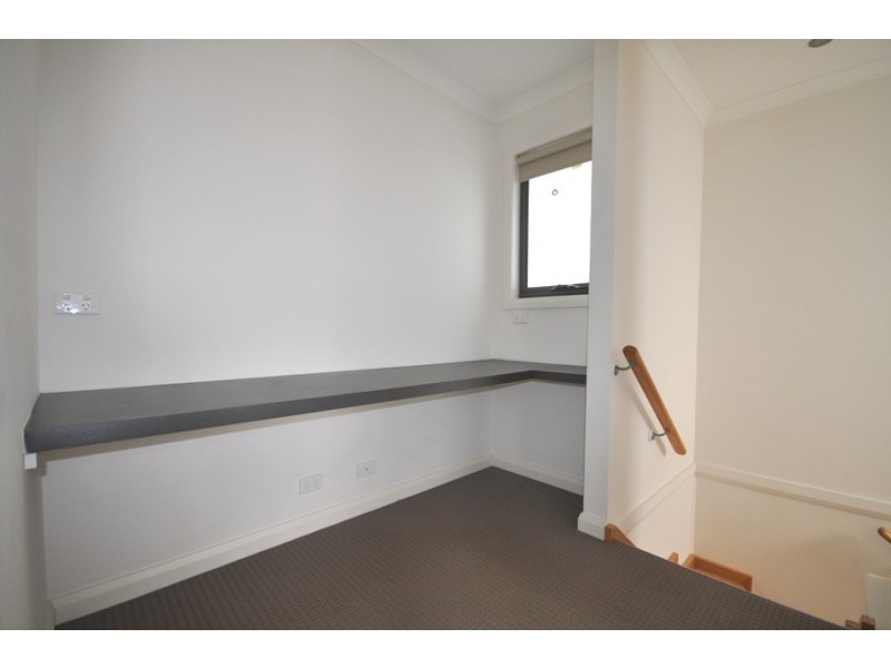 2/32 Pattison Street, Moonee Ponds VIC 3039