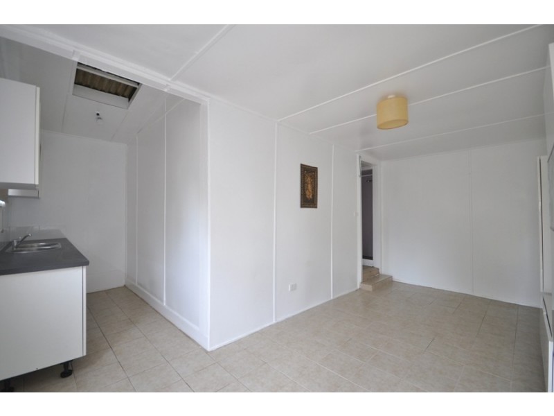19 Oakdene Crescent, Carnegie VIC 3163