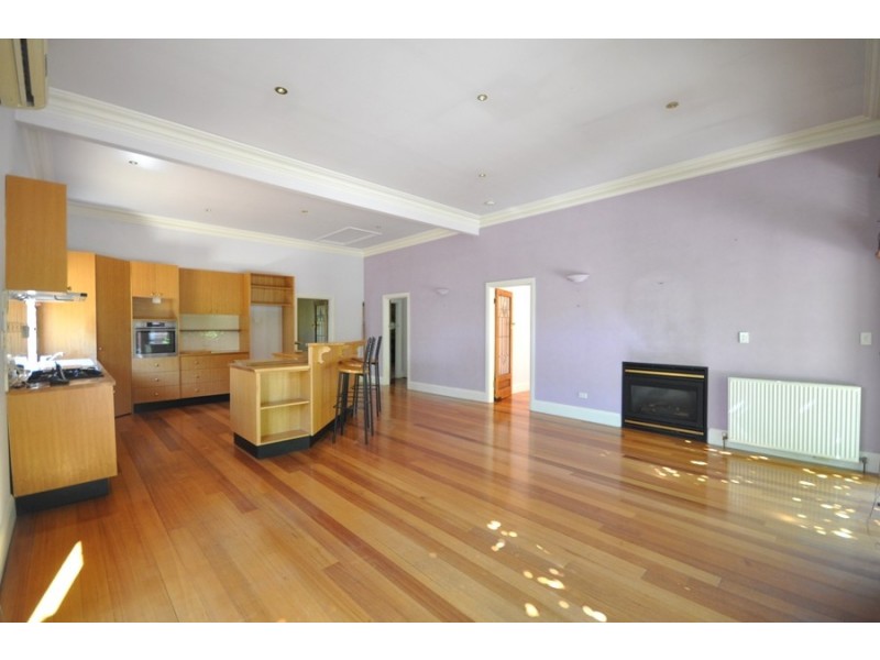 53 Rosstown Road, Carnegie VIC 3163