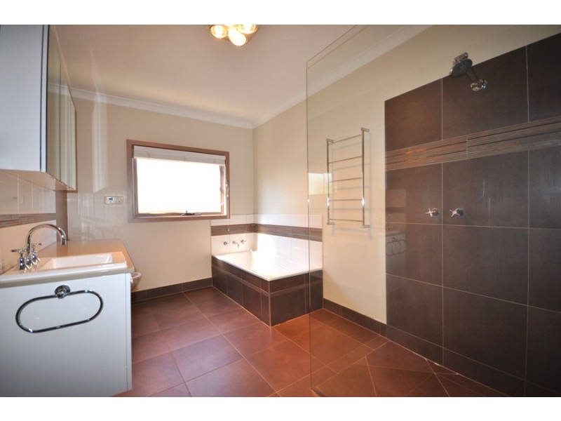 53 Rosstown Road, Carnegie VIC 3163