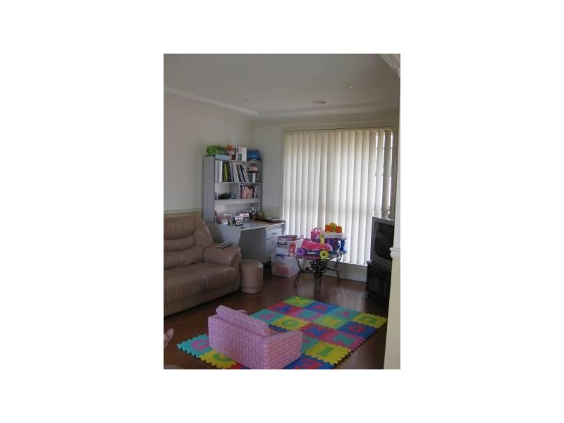 2/5 Amaranth Avenue, Altona North VIC 3025