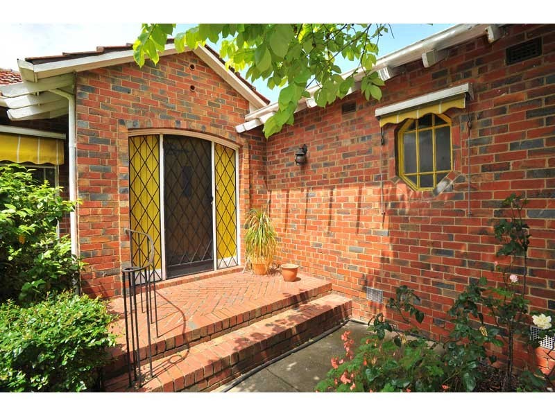 21 Milford Street, Newport VIC 3015