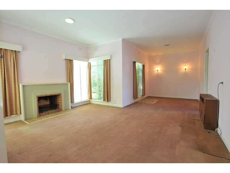 21 Milford Street, Newport VIC 3015