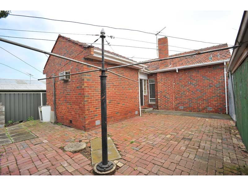 21 Milford Street, Newport VIC 3015