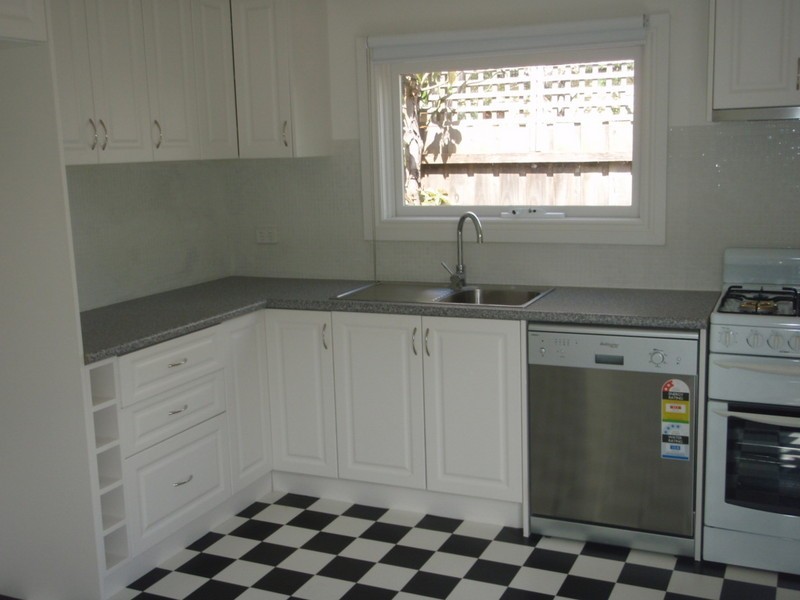 6 Mary Street, Footscray VIC 3011