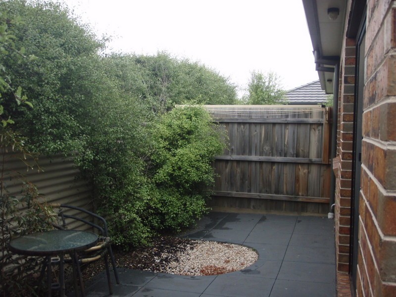 3/37 Davis Street, Altona VIC 3018