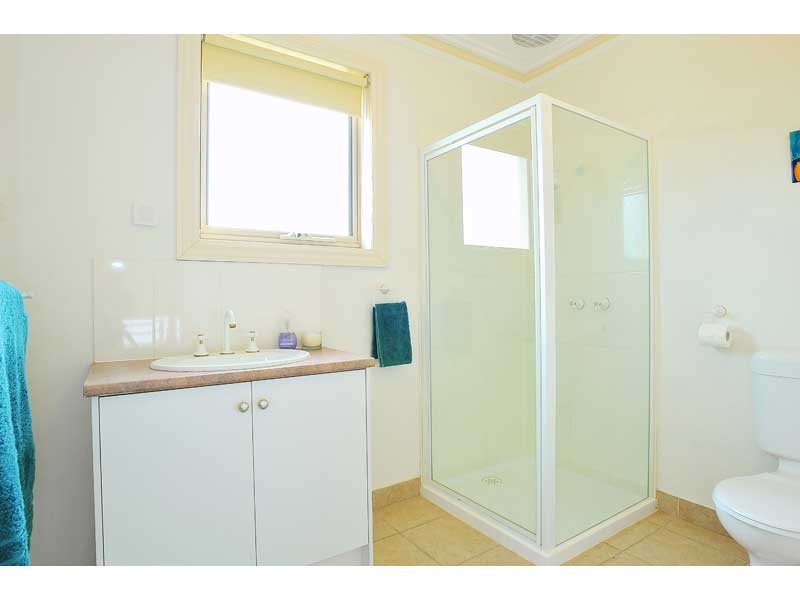 4/8-10 Coop Street, Werribee VIC 3030