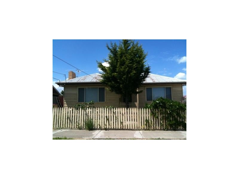 1/38 Millawa Avenue, St Albans VIC 3021