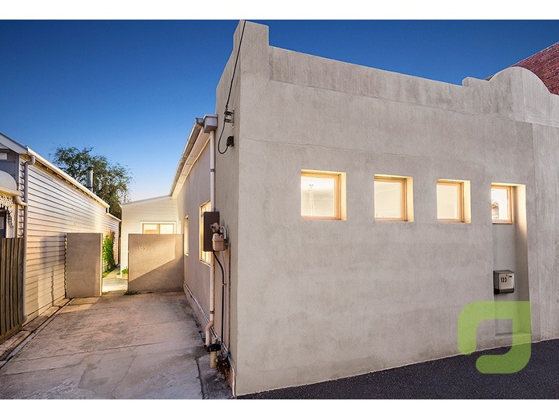 123 North Road, Newport VIC 3015