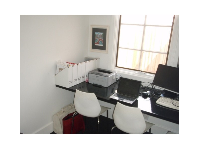 4 Nesnah Street, West Footscray VIC 3012