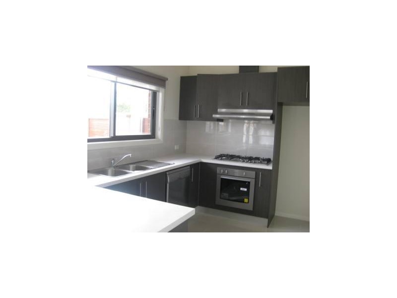 1/25 Stephenson Street, Spotswood VIC 3015