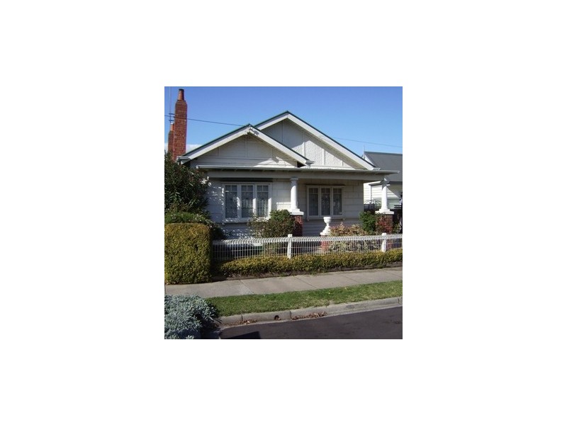 89 Coronation Street, Kingsville VIC 3012