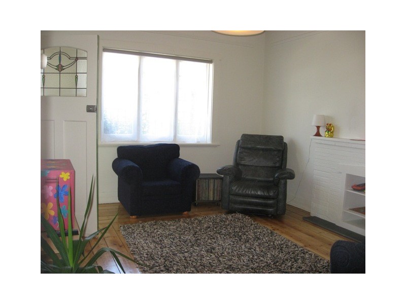 89 Coronation Street, Kingsville VIC 3012