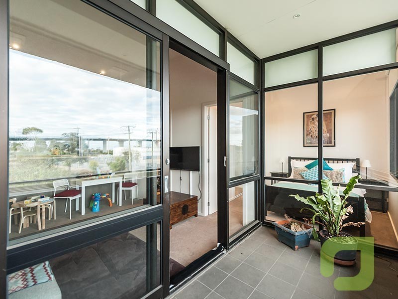 210/200 Stephen Street, Yarraville VIC 3013