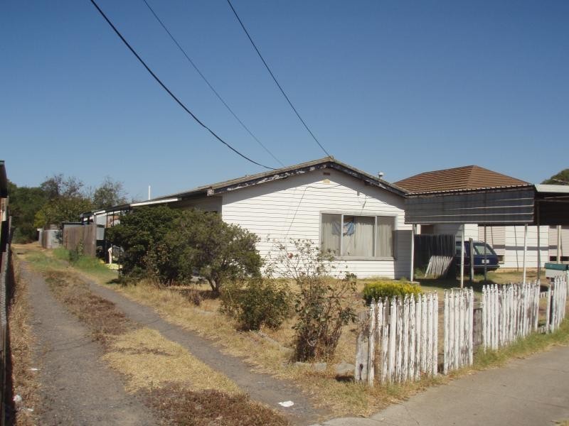 23 Railway Avenue, Laverton VIC 3028