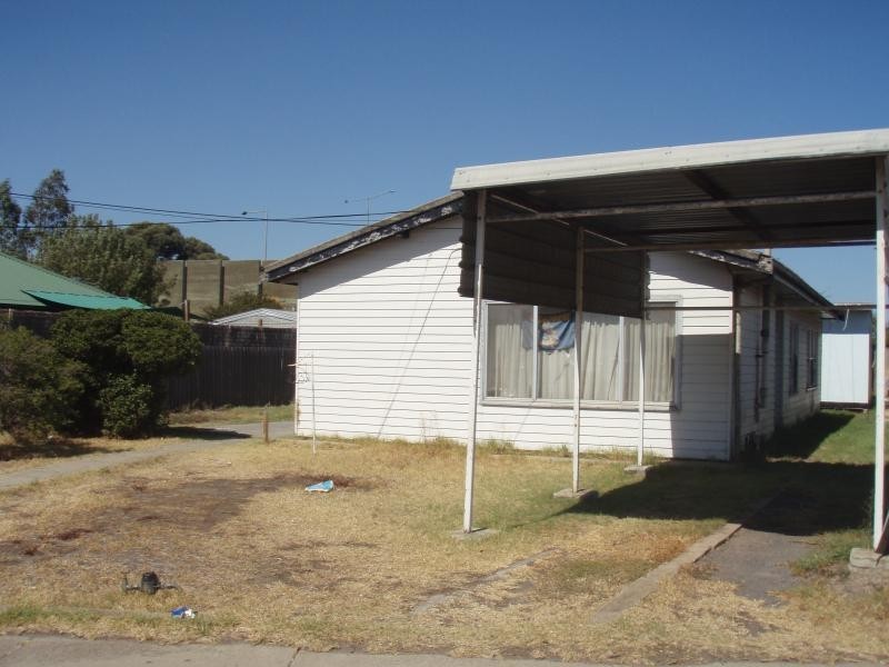 23 Railway Avenue, Laverton VIC 3028