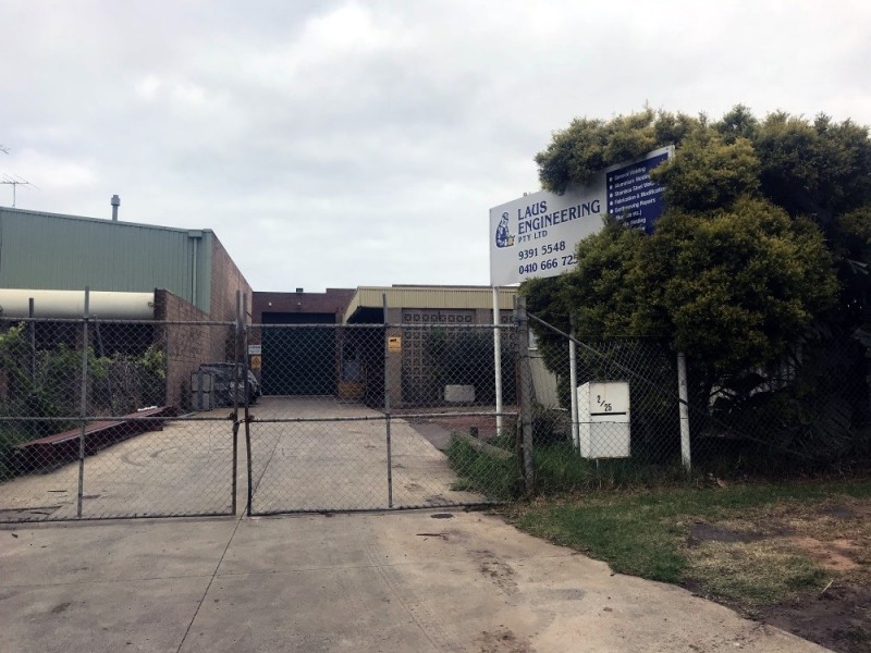 2/25 McArthurs Road, Altona North VIC 3025