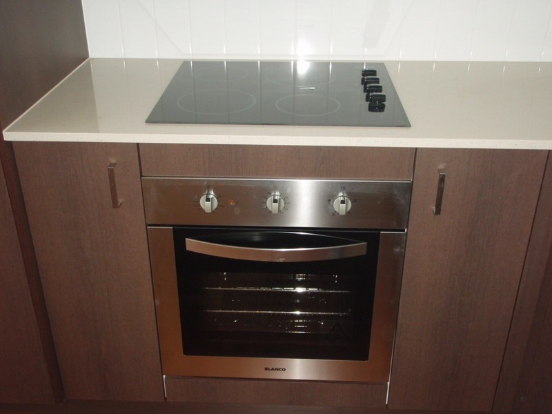 2/31 Moreland Street, Footscray VIC 3011