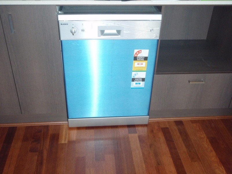 2/31 Moreland Street, Footscray VIC 3011