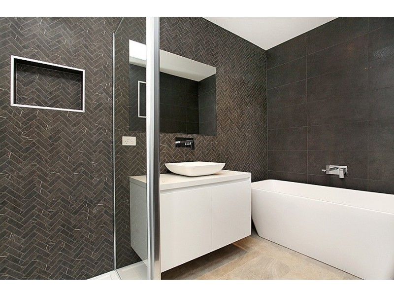 21 McArthurs Road, Altona North VIC 3025