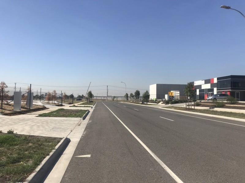 1/8 Leader Street, Truganina VIC 3029