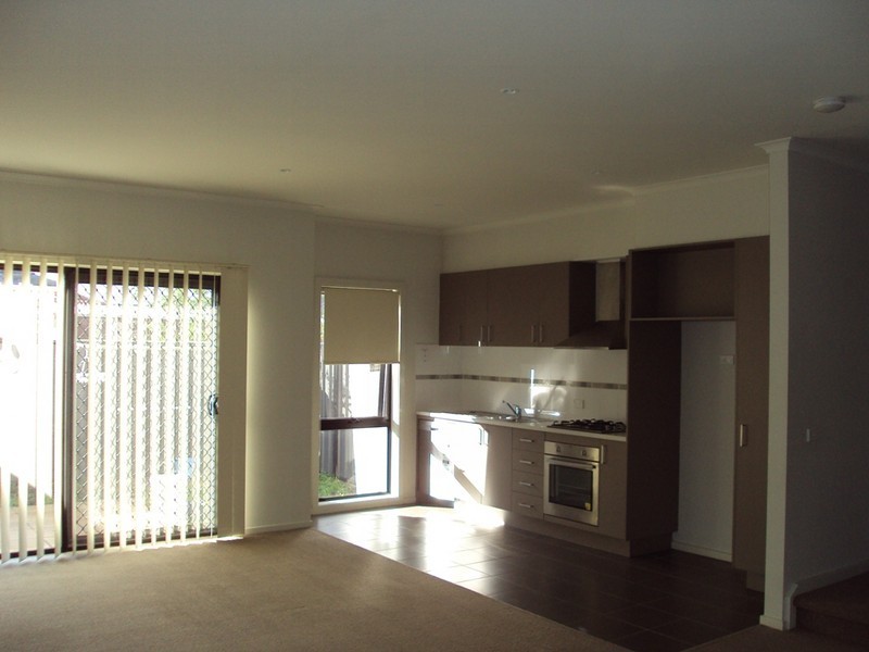 32/39 Astley Crescent, Point Cook VIC 3030