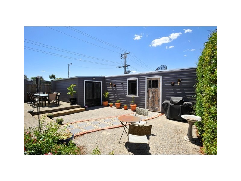 103 Chirnside Street, Kingsville VIC 3012