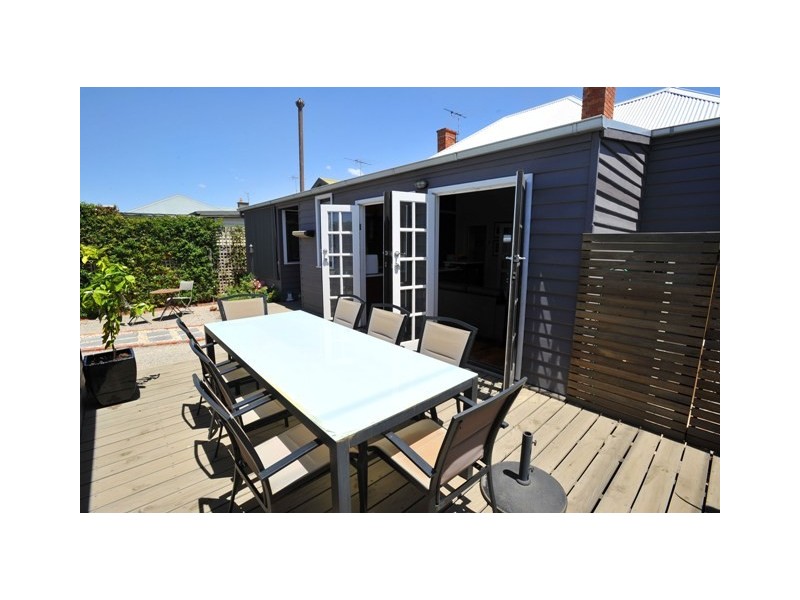 103 Chirnside Street, Kingsville VIC 3012