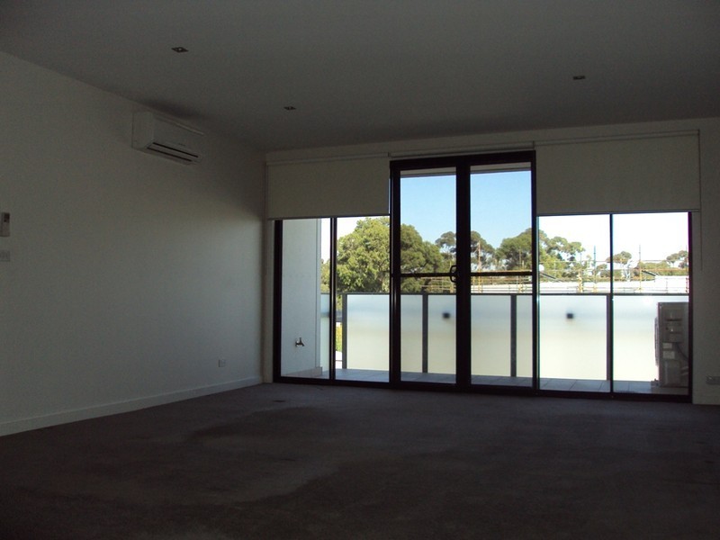 18/4 Crefden Street, Maidstone VIC 3012