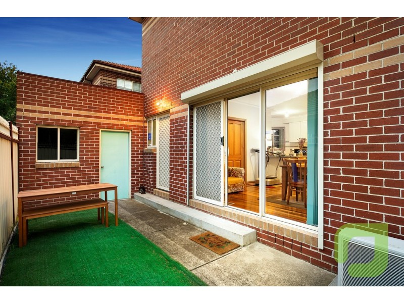 1/29 Dongola Road, West Footscray VIC 3012