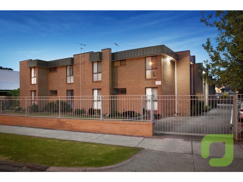 10/245 Nicholson Street, Seddon VIC 3011