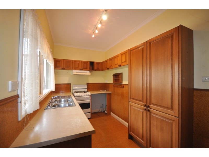 49 Rosstown Road, Carnegie VIC 3163