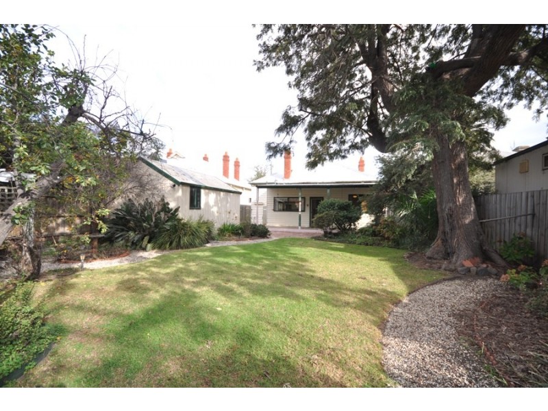 49 Rosstown Road, Carnegie VIC 3163