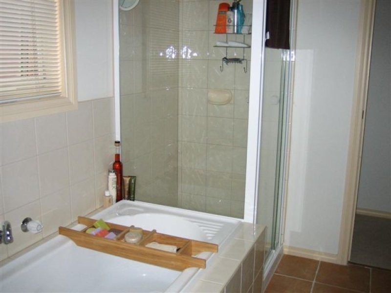 1/2A Yardley Street, Maidstone VIC 3012