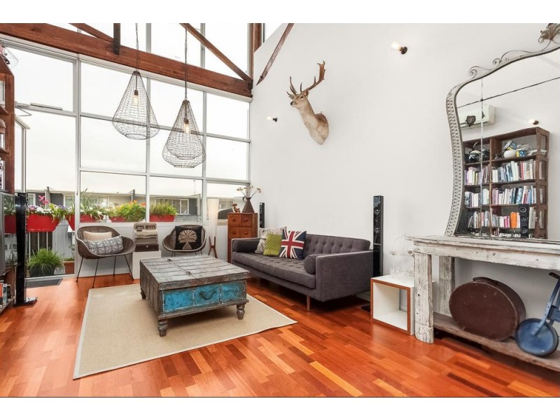 8/5 Saltriver Place, Footscray VIC 3011