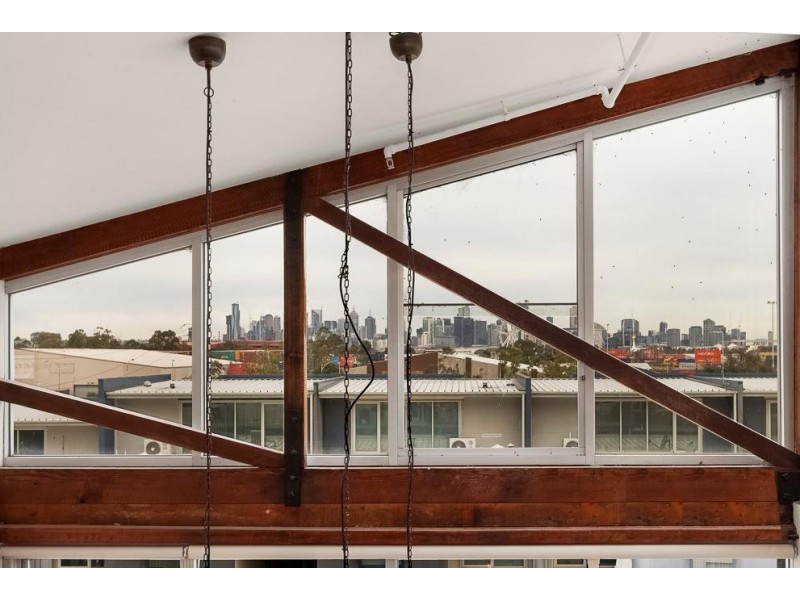 8/5 Saltriver Place, Footscray VIC 3011
