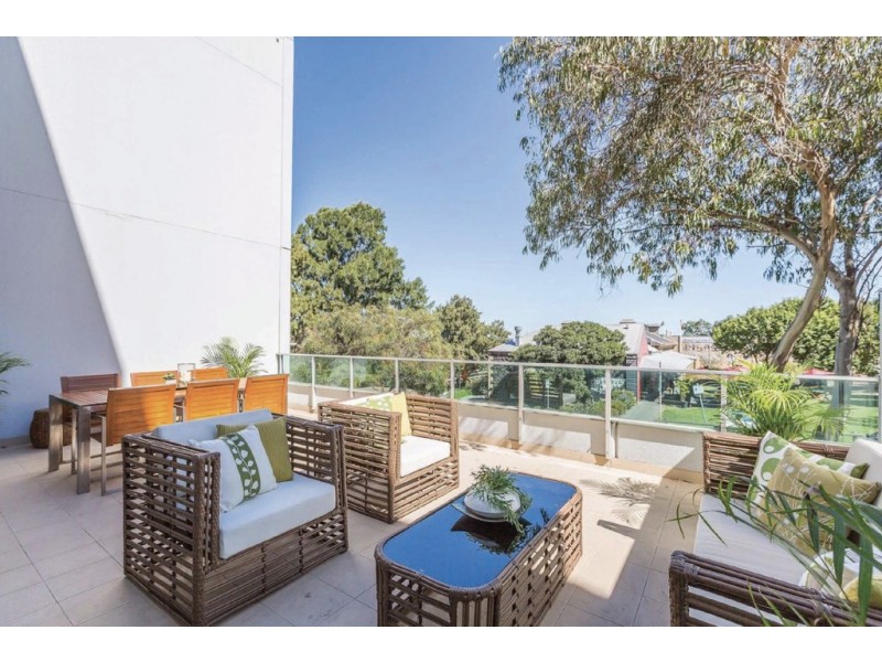 12/41 Moreland Street, Footscray VIC 3011